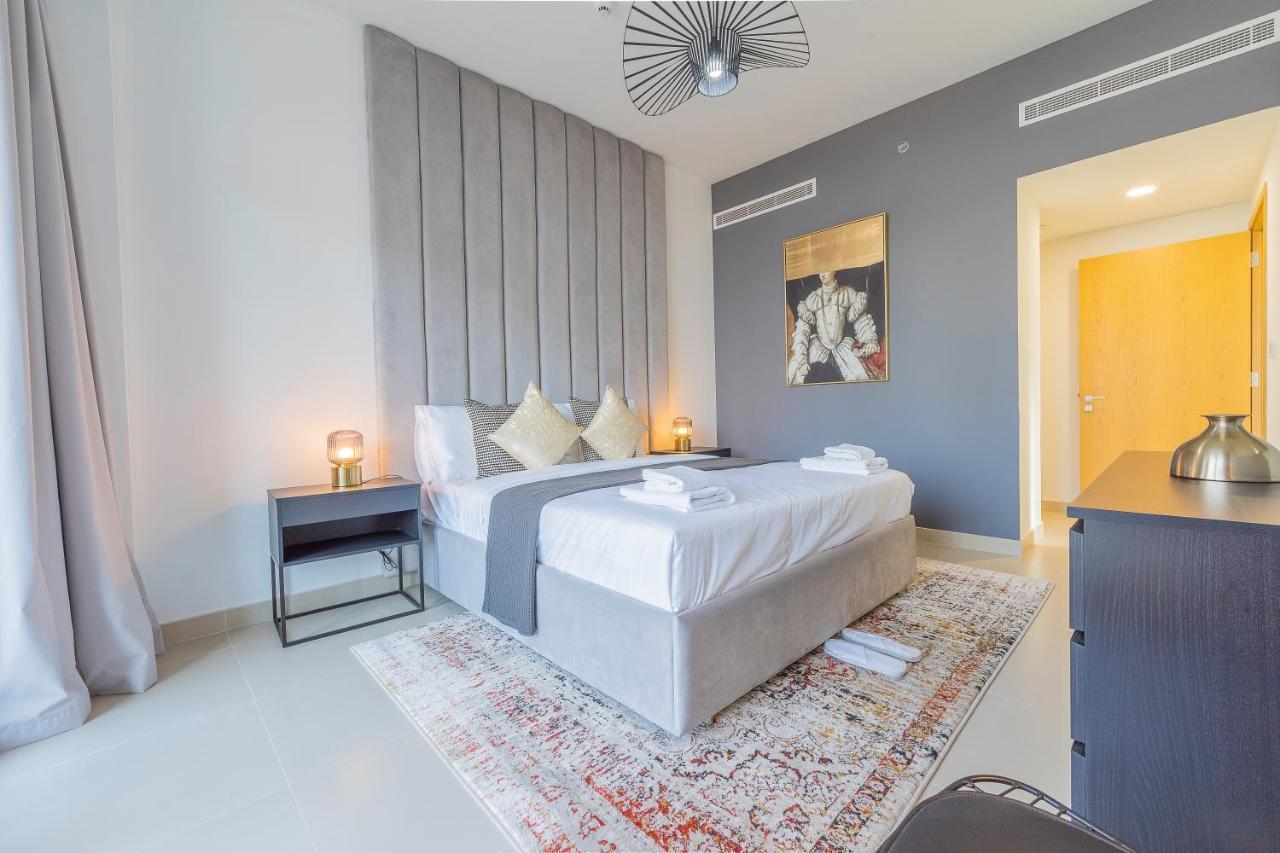 Nouveau Art Deco 3Br With Burj & Canal Views Dubai Exterior foto