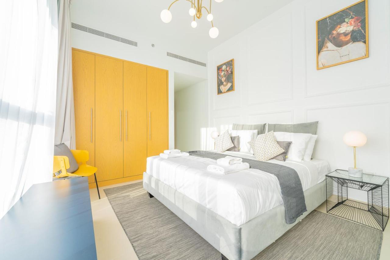 Nouveau Art Deco 3Br With Burj & Canal Views Dubai Exterior foto